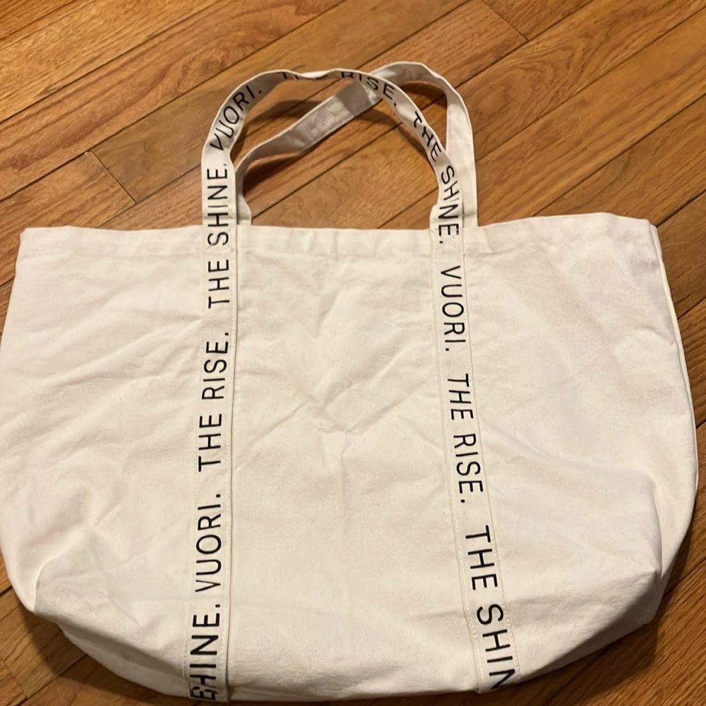 New Vuori canvas tote